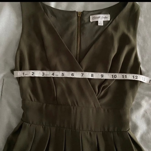 Fit and Flare Dress size 3 - Picture 5 of 8